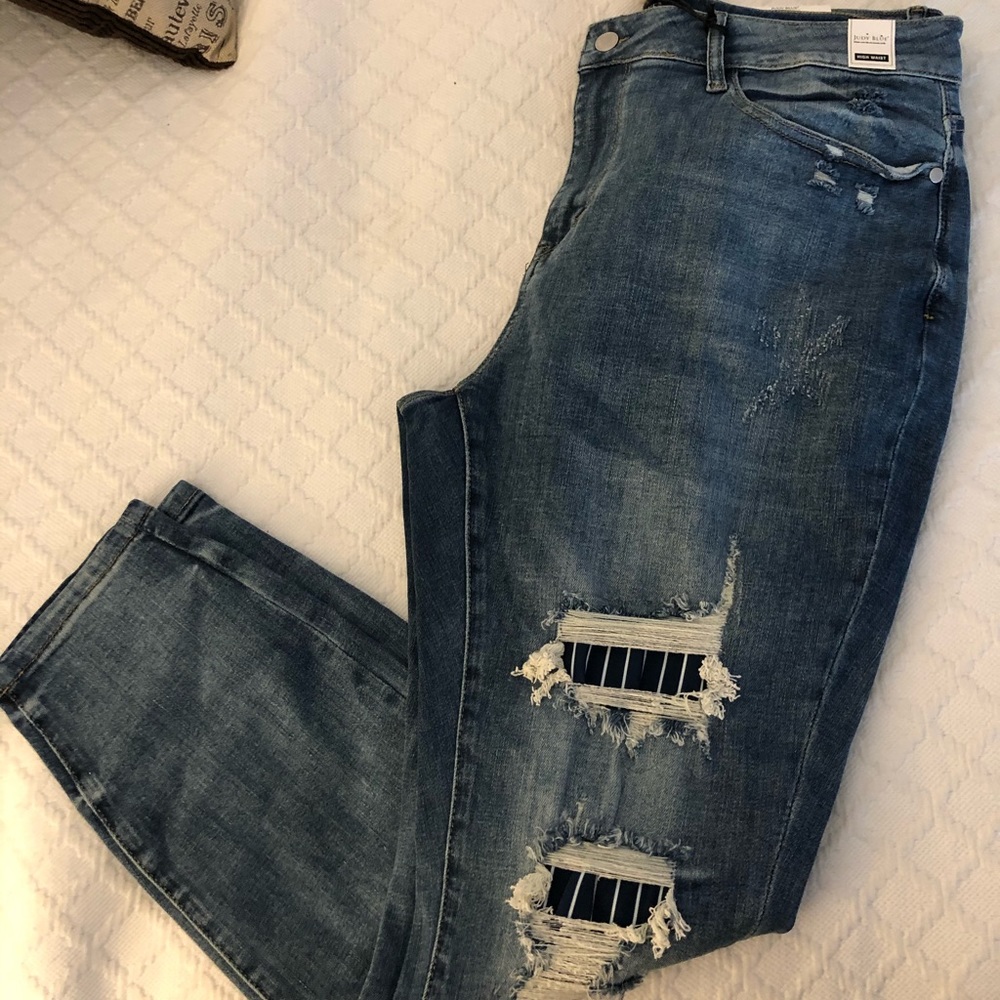 Skinny fit NWT Judy Blue Jeans